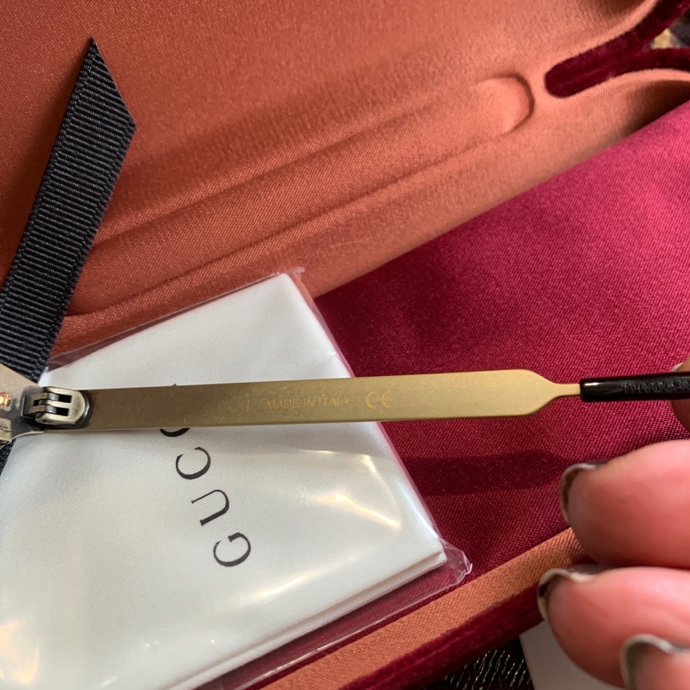 ⛔️SOLD⛔️ DO NOT BUY⛔️Authentic Gucci 49 Metal /Acetate optical glasses - Picture 9 of 12